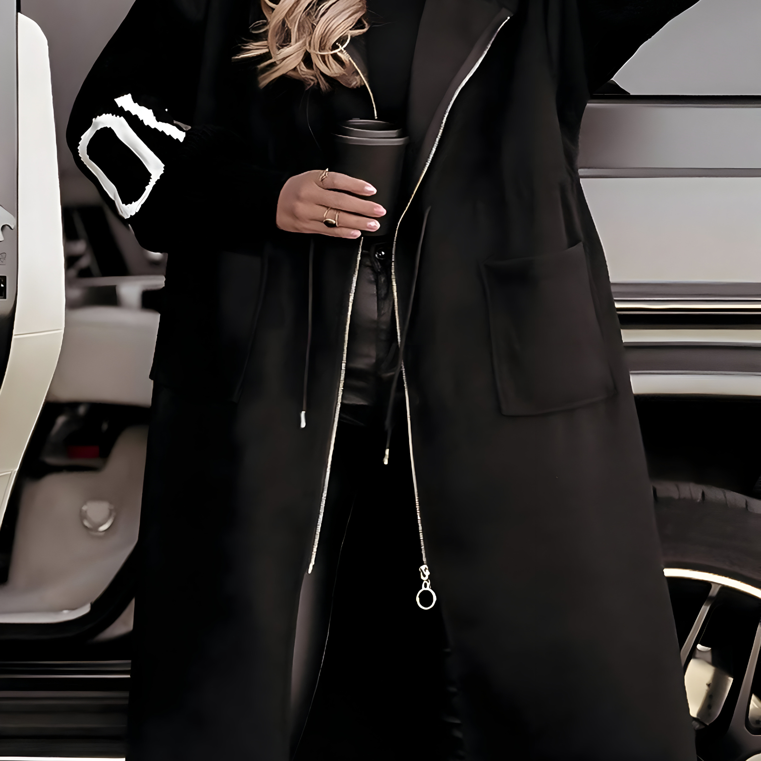 MARISELLE | Jachetă cu mâneci tricotate și glugă