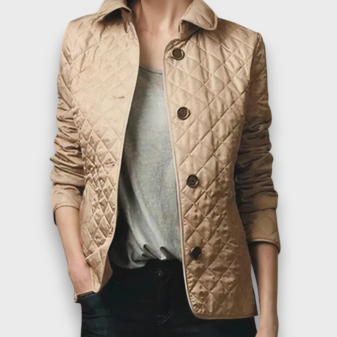 Eranis – Jachetă ușoară pentru tranziția de sezon