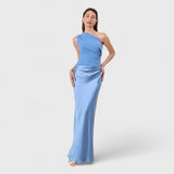 Amber - Rochie lungă cu un umăr din satin